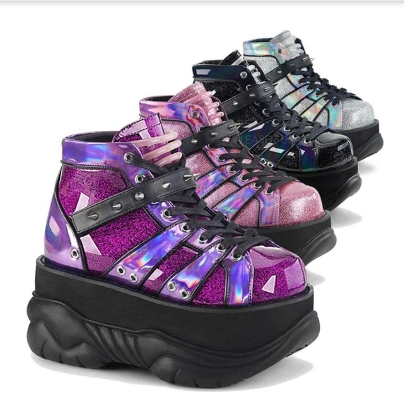 Gothic platforms - Picture 3 of 9